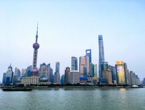 三月七日，大中之城市二手房市场普跌现象持续，以价换量策略仍在运行